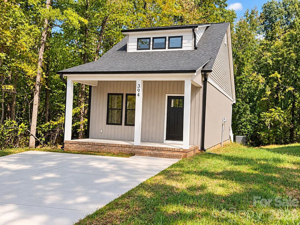 1st image of 394 Park Rd