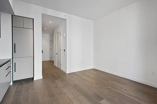 Rented by Ankor Management | media 17