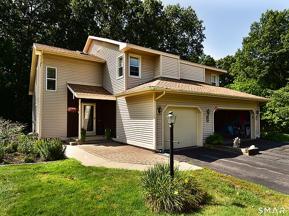 3rd image of 72 Wilson Lane #2