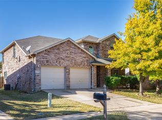 12632 Summerwood Dr, Burleson, TX 76028