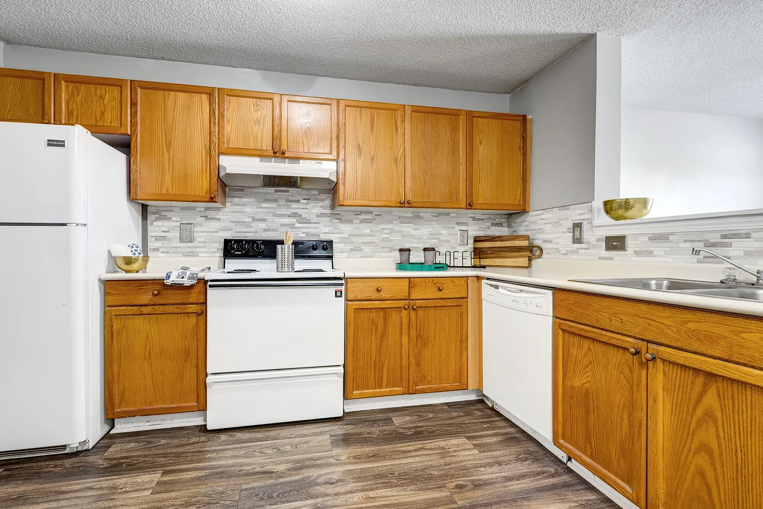 Station 153 Apartment Homes — Photo 1