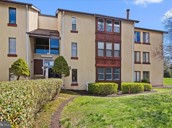 9639 Whiteacre Rd Unit B4, Columbia, MD 21045