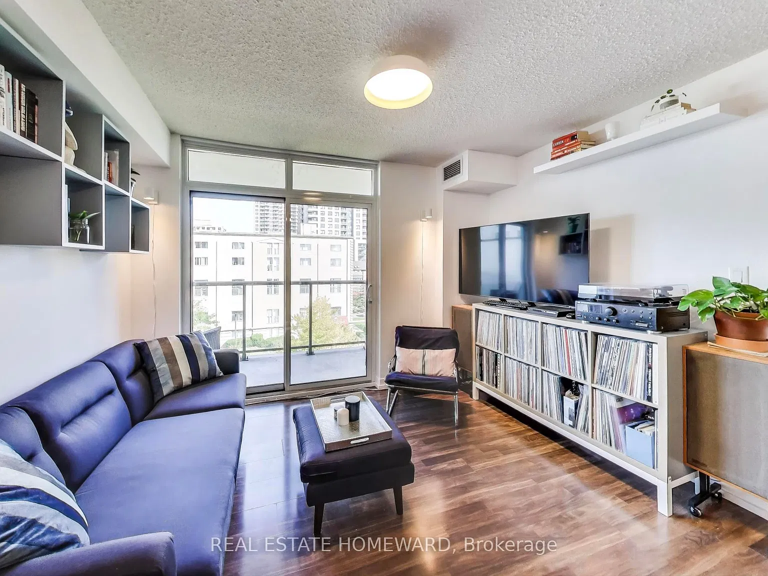1 bed, $2,000 — Photo 2