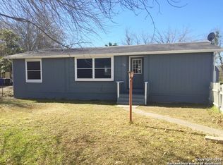 136 Falcon Dr, Cibolo, TX 78108