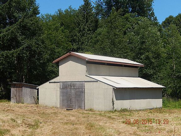 3rd image of 10011 86th St NE