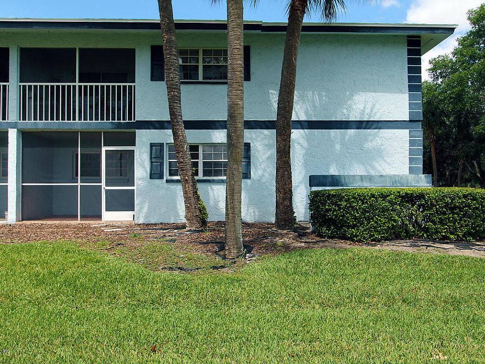 1st image of 462 Fairways Cir APT D102