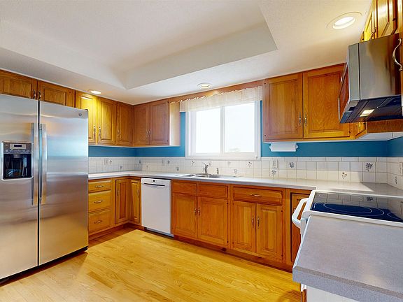 5th image of 170 Biscayne Heights