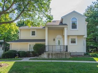 1 Colby Ct, Belvidere, NJ