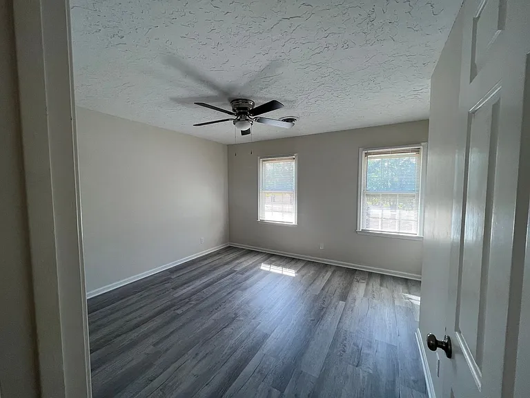 301 E Lake Dr #3 — Photo 7