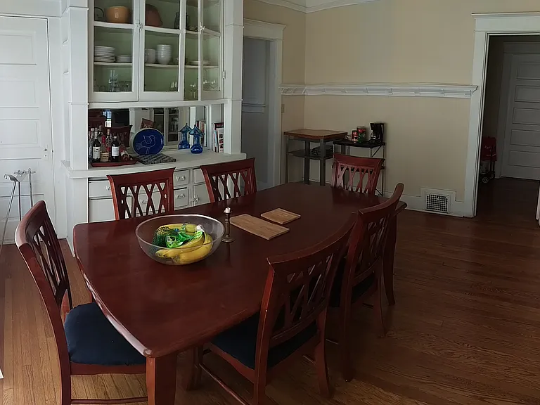 1424 W 37th Dr #1 — Photo 2