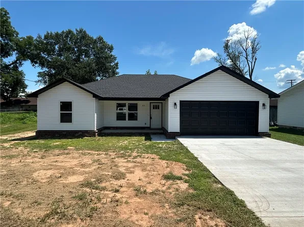 313 Tucker St, Dardanelle, AR 72834