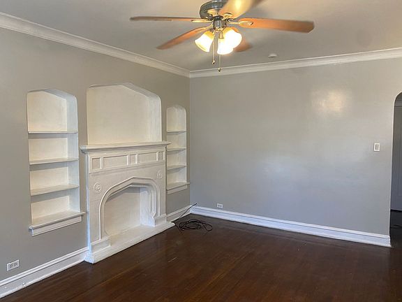 2nd image of 9017 S Bishop St #1