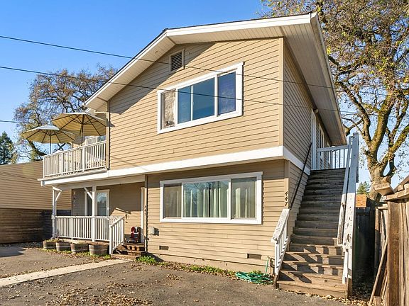 3rd image of 445 - 447 Boyes Boulevard