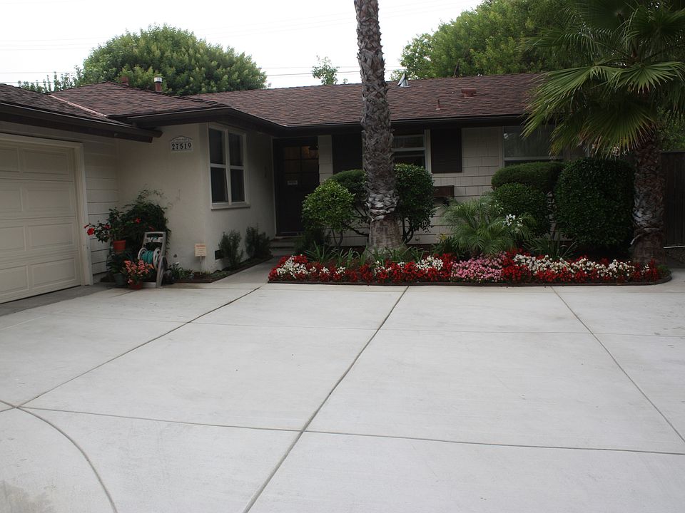 2nd image of 27516 Longhill Dr