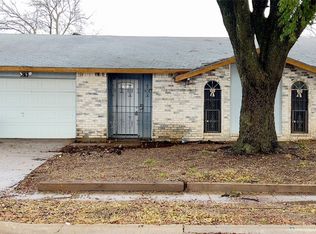 5917 Maple Ln, Rowlett, TX 75089