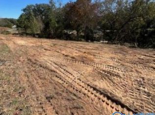 3 Ryan Crest Ln, Decatur, AL 35603