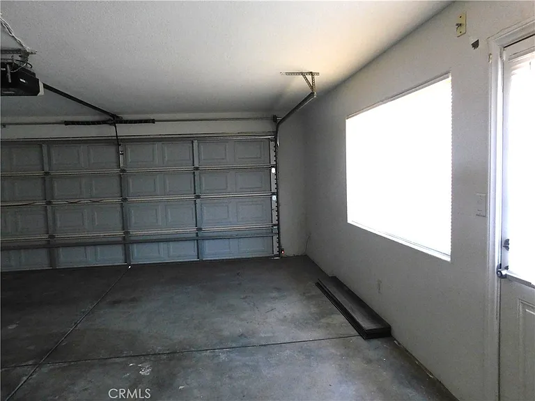 8312 Tamarack Ave — Photo 13