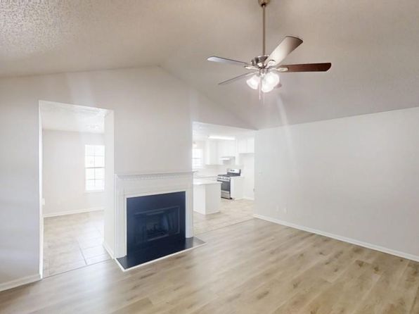 6614 Biscayne Blvd, Rex, GA 30273