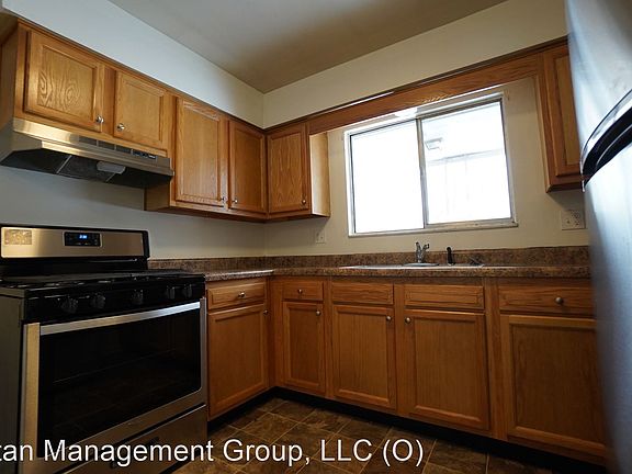 4th image of 2573 Brookview Ln