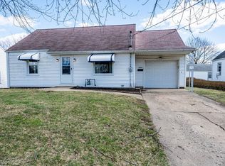 2970 Saint Elmo Ave NE, Canton, OH