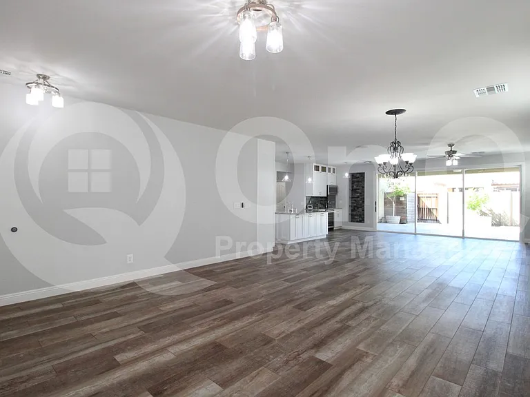 3308 E Patrick St — Photo 13
