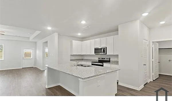 1020 Wingjet Way — Photo 3