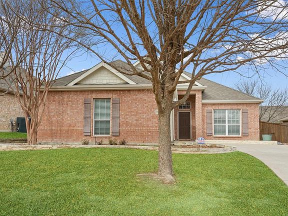 2nd image of 1912 Chessington Ln