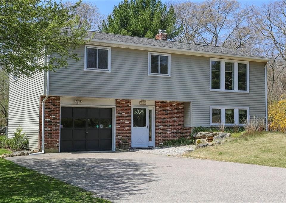 1st image of 245 Greenwood Dr