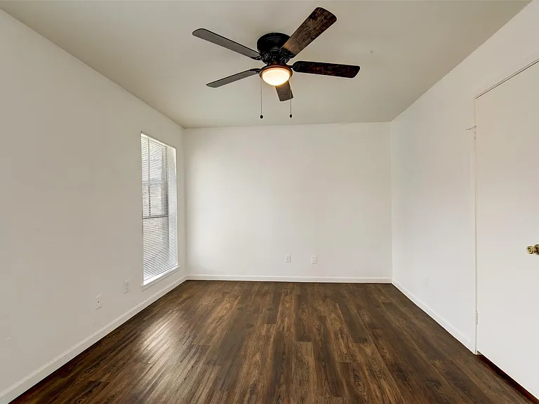 7200 W T C Jester Blvd #904 — Photo 23