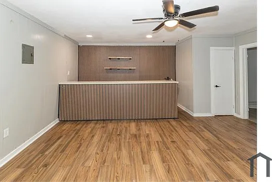 4602 Christie St — Photo 15