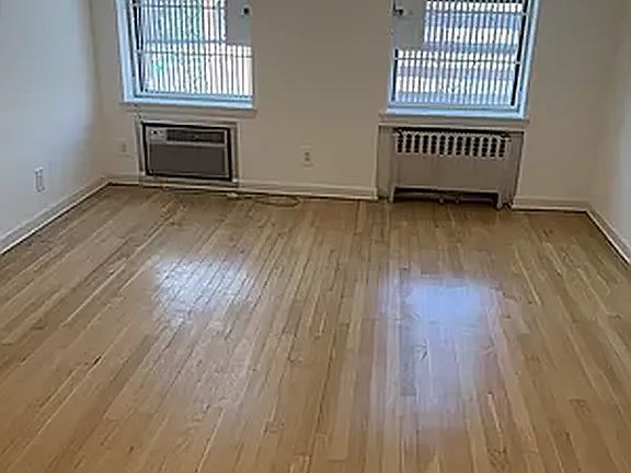 3rd image of 220 1st Ave APT 6