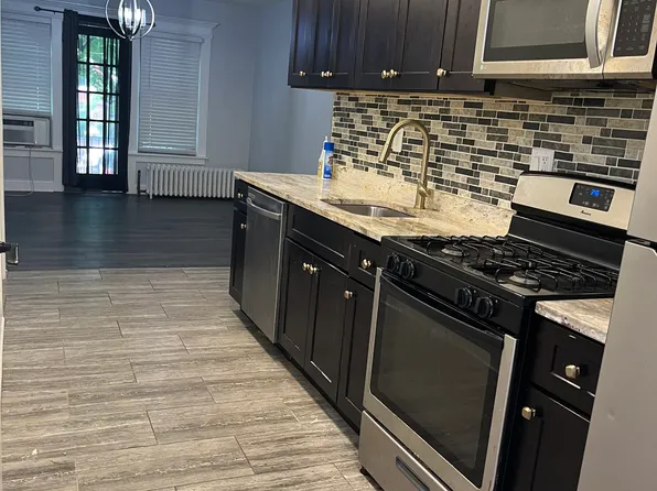 611 A St NE APT 1, Washington, DC 20002