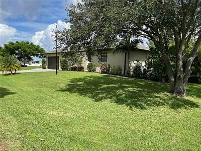 3rd image of 3326 Wisteria Pl