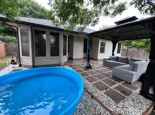 221 Dashelle Run, Kyle, TX 78640