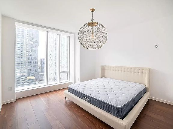 4th image of 1 W End Ave APT 15H