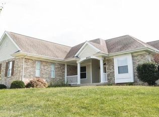 6401 Grayhawk Dr, Pacific, MO 63069