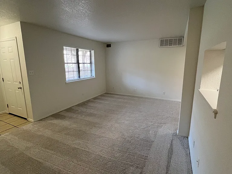 9107 S Urbana Ave #5-F — Photo 7