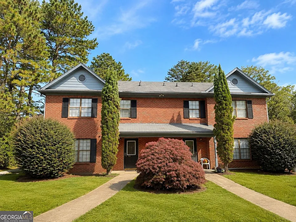 341 Freeport Dr
