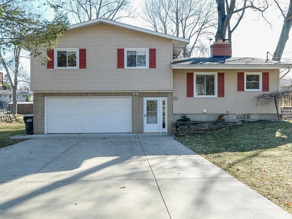 2nd image of 10639 Cora Dr