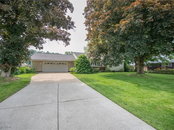 809 McDaniel Ave, Minerva, OH 44657