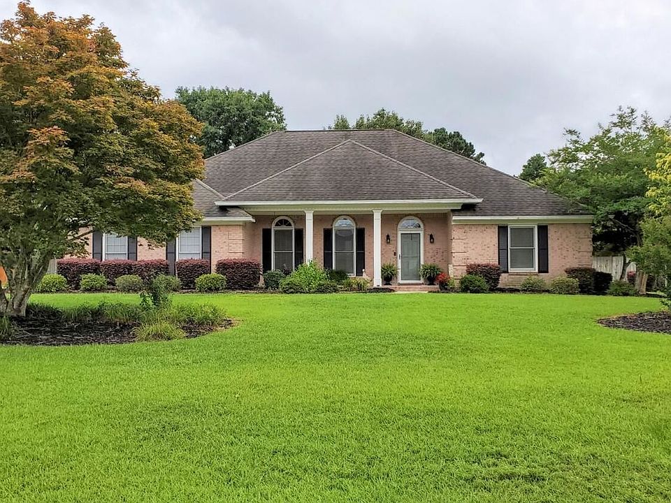 1st image of 212 Wexford Cir