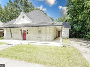 225 Atlanta St, Barnesville, GA 30204