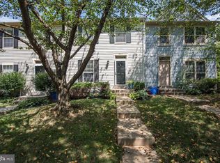 9517 White Pillar Ter, Gaithersburg, MD 20882
