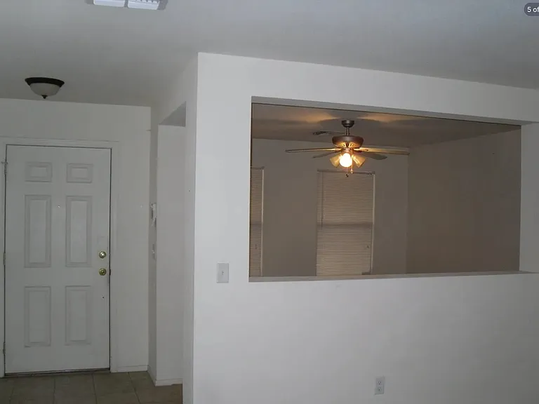 5010 E Butterweed Dr — Photo 3