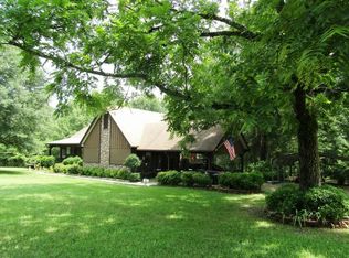 858 Ben Christopher Rd, Columbus, MS 39702