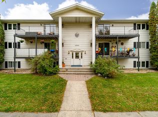 2804 S 17th St, Grand Forks, ND 58201
