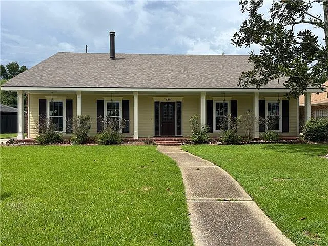 155 Villere Dr