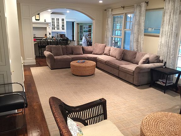 5th image of 10 Georgica Woods Ln
