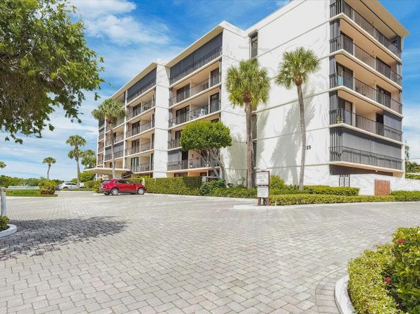 225 Beach Rd APT 205