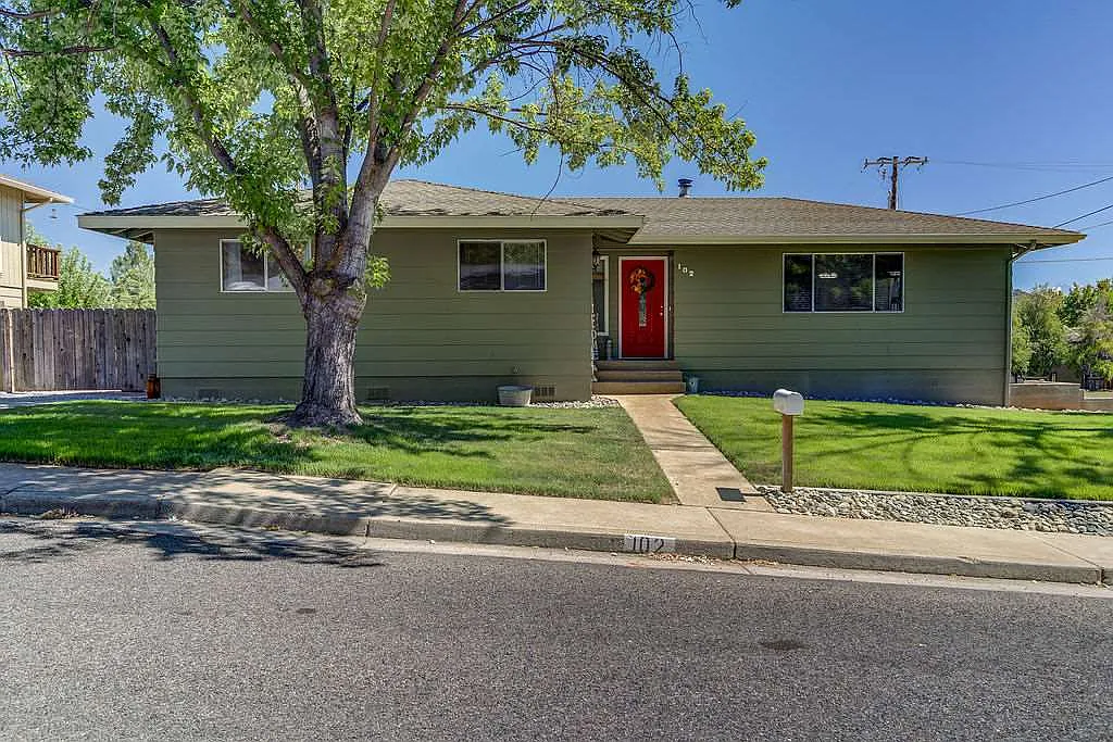 102 N Dewitt Way photo 1